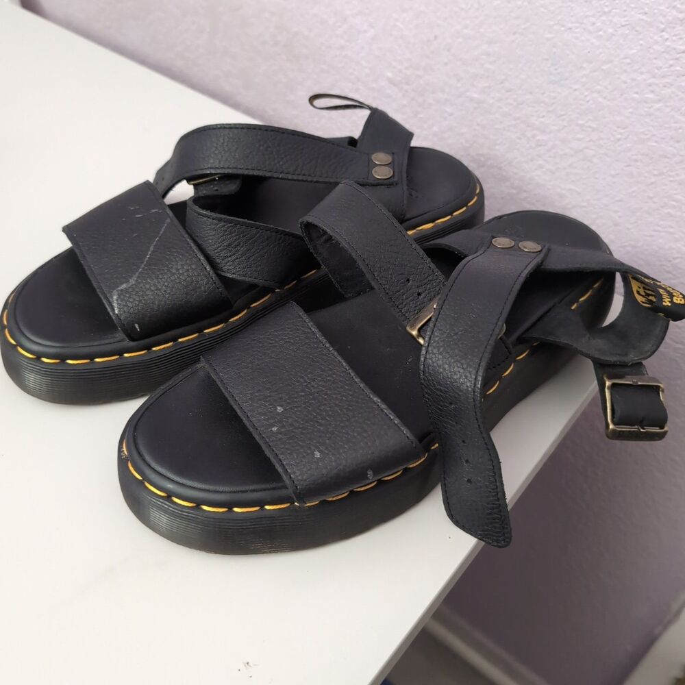 Dr. Martens Gryphon Sandals Women's Size 11 Black Leather Platform Doc Martens